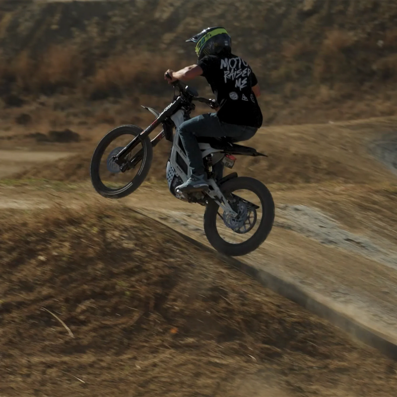 79bike falcon gt electric dirt bike wheelie